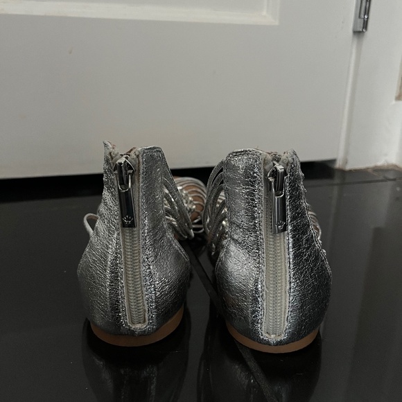 NINA Boho Style Silver Sandals - Size 6.5/7 - Picture 3 of 3